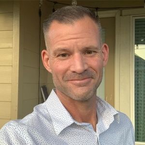 Meet your Posher, Chris